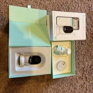 Owlet Baby Monitor Camera in White and Black